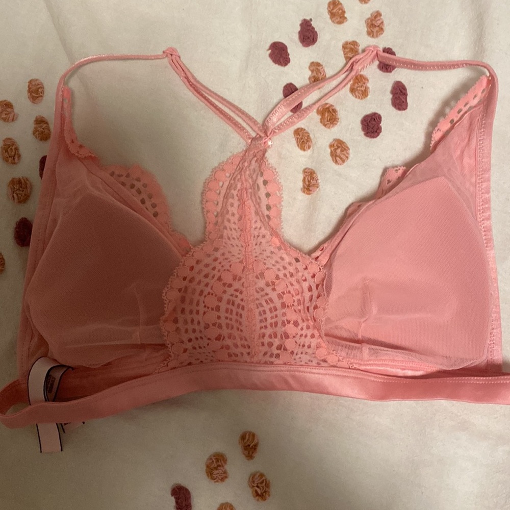 Pink bralette - Picture 2 of 3